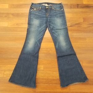 NEW True Religion size 31bell bottom jeans